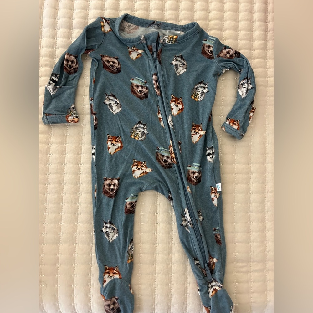 Posh Peanut Footie